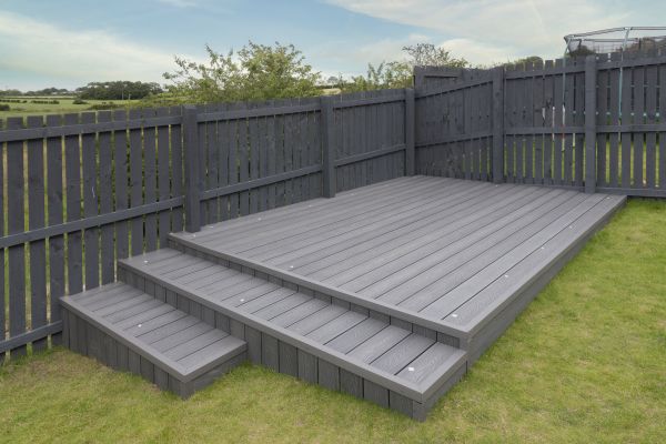 Vinyl Deck Construction in Durham